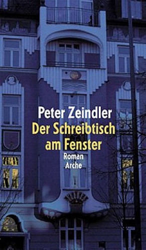 Der Schreibtisch am Fenster