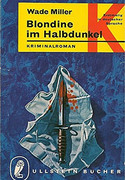 Blondine im Halbdunkel